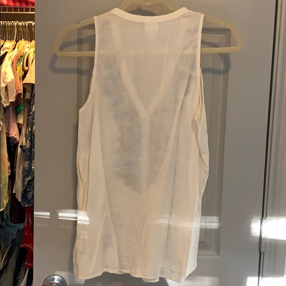 Embroidered Tank - Picture 2 of 3